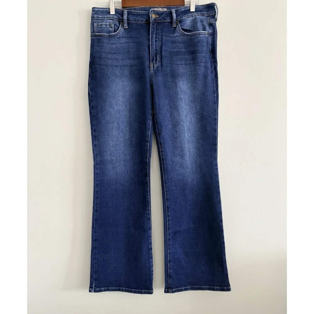 Just USA Jeans Women's Size 32/14 Blue Mid Rise Bootcut Medium Wash Stretch